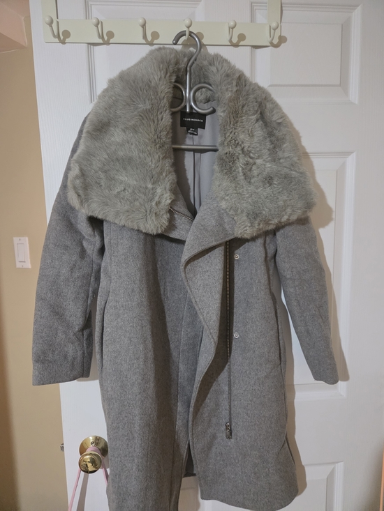 Club Monaco Jackets & Blazers - Club Monaco Gray Wool Trench Coat with Faux Fur Collar